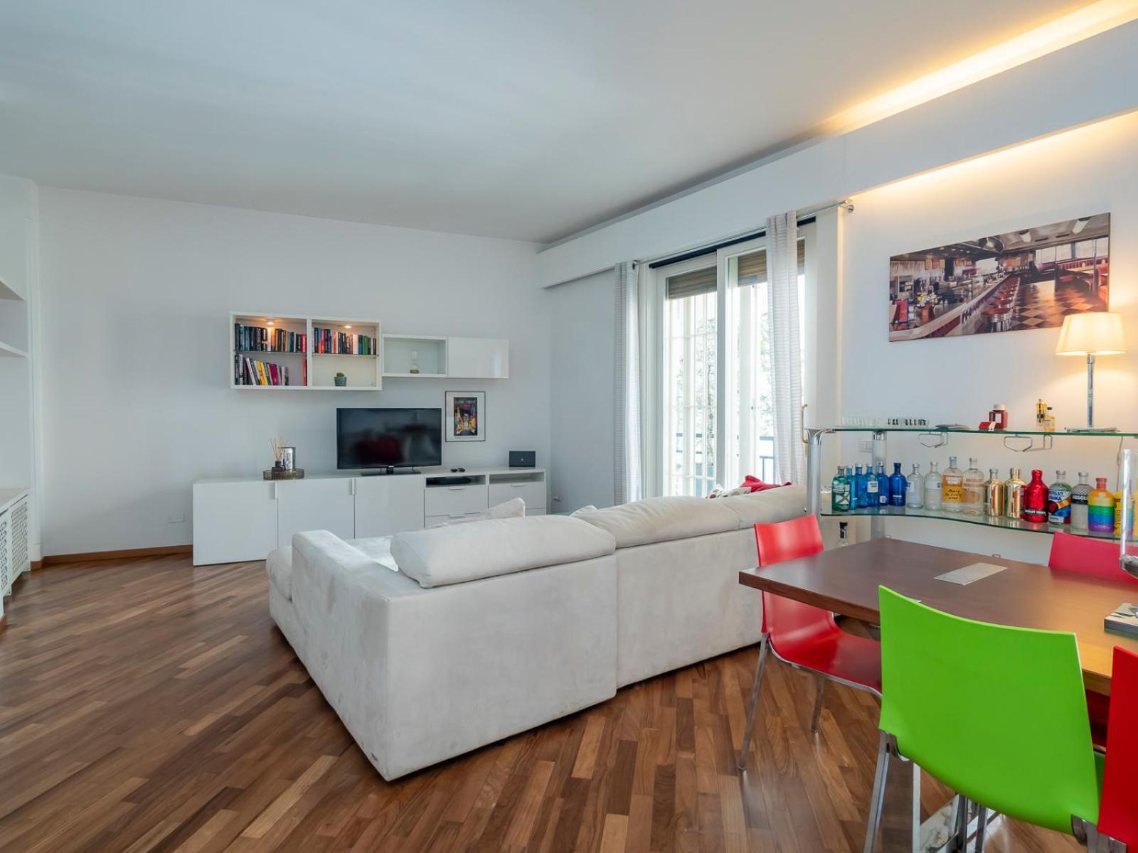 Milano Centro Apartment - Cinque Giornate Luaran gambar